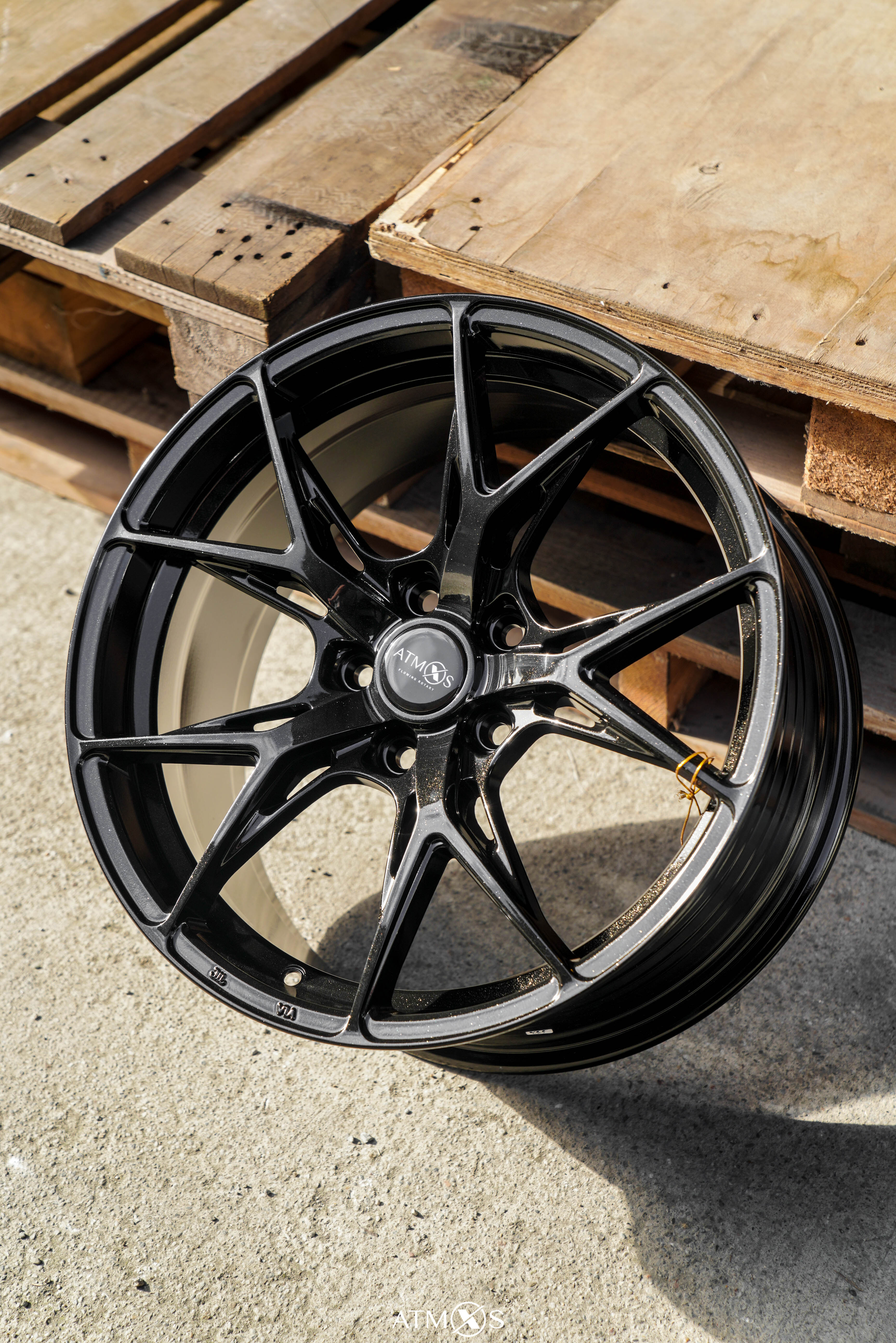 X14 – ATMOS X WHEELS
